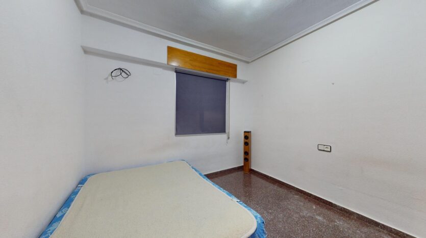 Foto 3 de la propiedad: Piso en venta en Elche, amplio y luminoso, a pocos minutos del centro.