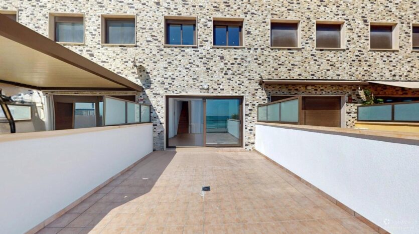 Foto 3 de la propiedad: EXCLUSIVA EN PRIMERA LÍNEA – DÚPLEX DE LUJO EN ARENALES DEL SOL