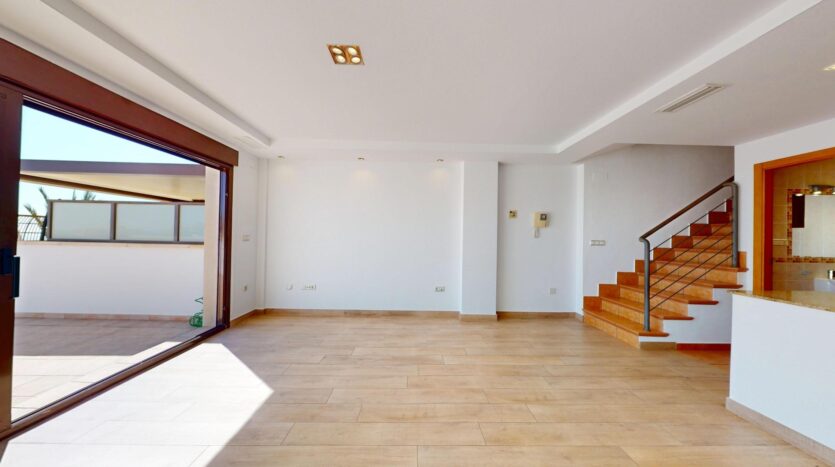 Ver todas las 20 fotos de la propiedad: EXCLUSIVA EN PRIMERA LÍNEA – DÚPLEX DE LUJO EN ARENALES DEL SOL