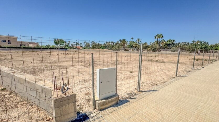 Foto 4 de la propiedad: Parcela urbana de 2.000m2 edificable en Alzabares Alto – Elche a la venta!!