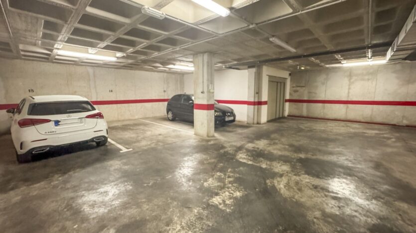 Ver todas las 26 fotos de la propiedad: Plaza de garaje en venta Altabix – Zona Iglesia – Centro de Salud – Elche