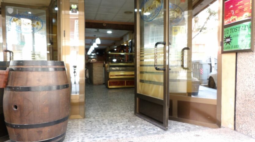 Foto 2 de la propiedad: ¿LO TUYO ES LA HOSTELERÍA..?, ESTE ES TU LOCAL – POSIBILIDAD DE OPCIÓN COMPRA