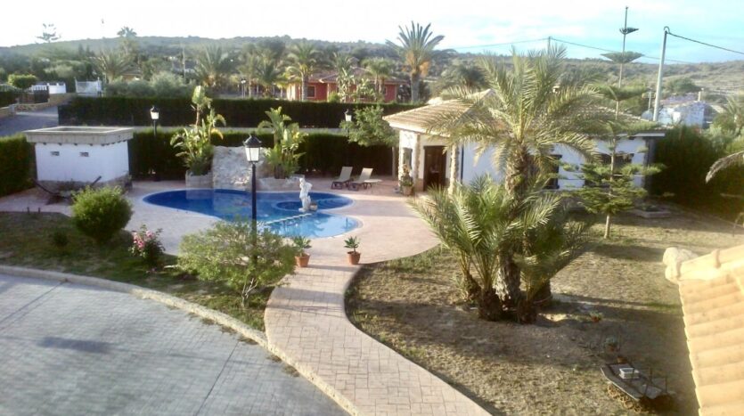 Foto 3 de la propiedad: CHALET DE LUJO CON ACABADOS DE PRIMERA DE CALIDAD, LO VAS A DEJAR ESCAPAR!!!!!!!!