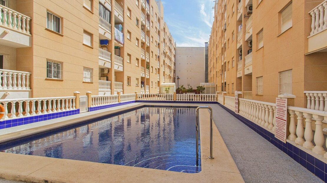 Foto 1 de la propiedad: Apartamento para entrar a vivir en zona céntrica de Torrevieja.