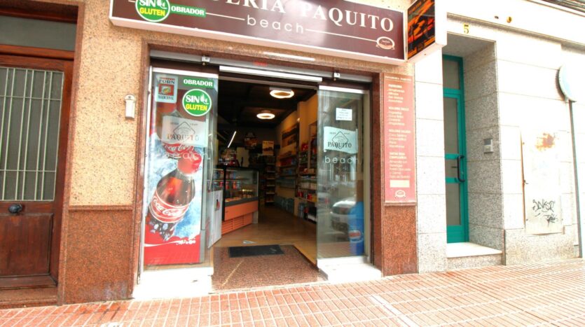 Foto 2 de la propiedad: FANTÁSTICO LOCAL COMERCIAL DISPONIBLE A LA VENTA CON POSIBILIDAD DE COMVERTIRLO EN VIVIENDA