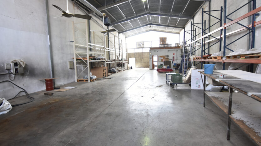 Foto 4 de la propiedad: nave en ASPE para entrar de inmediato!!