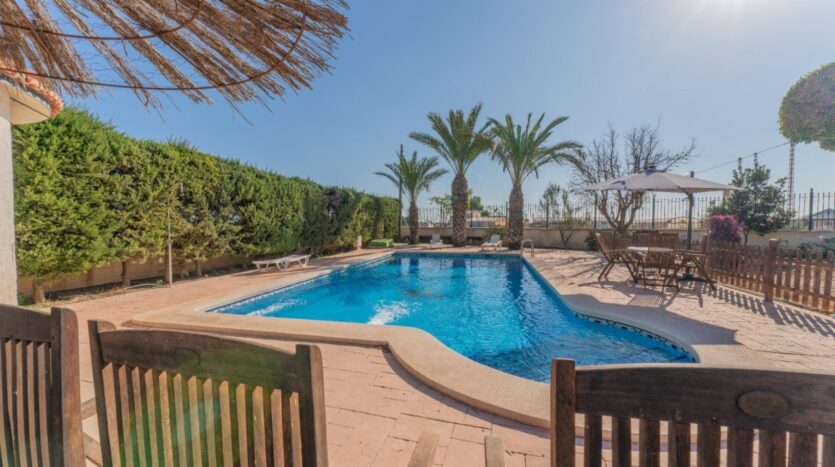 Foto de la propiedad: A tan solo 10 minutos de Elche Chalet Espectacular zona Maitino