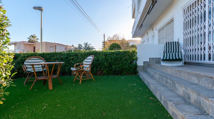 Ver todas las 61 fotos de la propiedad: Adosado Triplex frente al mar en Santa Pola del Este