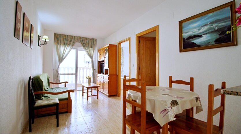 Foto 3 de la propiedad: Apartamento para entrar a vivir en zona céntrica de Torrevieja.