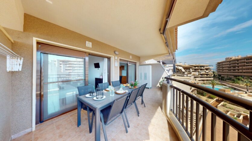 Ver todas las 44 fotos de la propiedad: ATICO EN VENTA, EN ARENALES DEL SOL. CON PISCINA COMUNITARIA E INCREIBLES VISTAS AL MAR!!