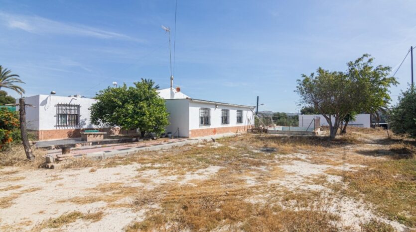 Foto 2 de la propiedad: CASA DE CAMPO ENTRE PARTIDA DE CARRUS Y PEÑA LAS AGUILAS  DONDE LA TRANQUILIDAD ES ABSOLUTA
