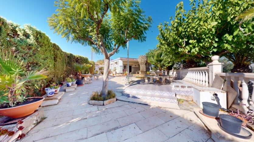 Ver todas las 28 fotos de la propiedad: CHALET CON PISCINA EN NOVELDA, ZONA HORNA BAJA ¡ CALIDAD Y CONFORT A TAN SOLO 4 KM DEL PUEBLO!