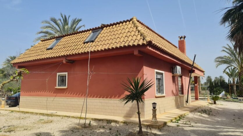 Foto 4 de la propiedad: CHALET CON PISCINA EN PARTIDA DE ALGODA, ELCHE