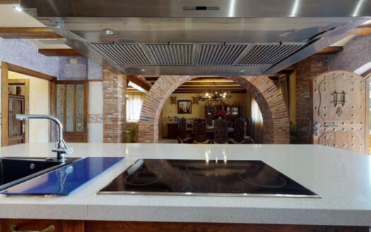 CHALET DE LUJO CON ACABADOS DE PRIMERA DE CALIDAD, LO VAS A DEJAR ESCAPAR!!!!!!!!