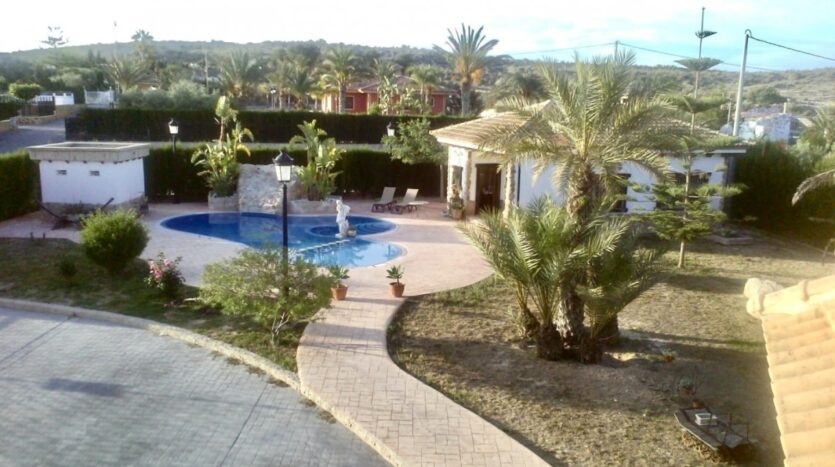 Foto 3 de la propiedad: CHALET DE LUJO CON ACABADOS DE PRIMERA DE CALIDAD, LO VAS A DEJAR ESCAPAR!!!!!!!!
