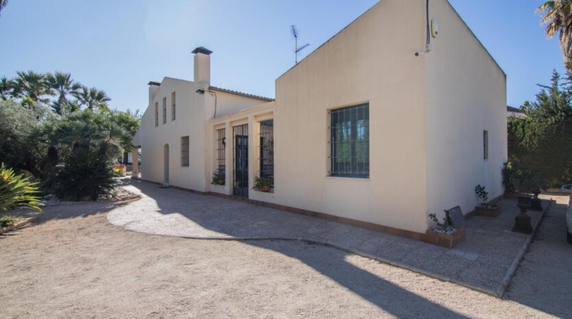Ver todas las 65 fotos de la propiedad: CHALET  EN ALZABARES ALTO, A 800 METROS DE ELCHE !!!!!!