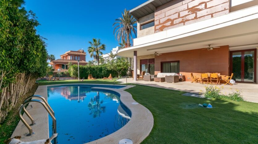 Foto de la propiedad: **Chalet Exclusivo en Cabo Huertas, Alicante**