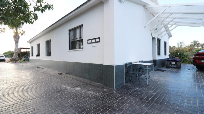 Ver todas las 37 fotos de la propiedad: CHALET REFORMADO EN CARRETERA DE SANTA POLA