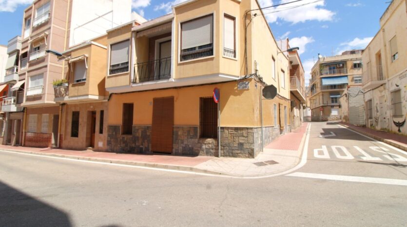Foto de la propiedad: DOS VIVIENDAS EN UNA EN EL CORAZON DE SANTA POLA