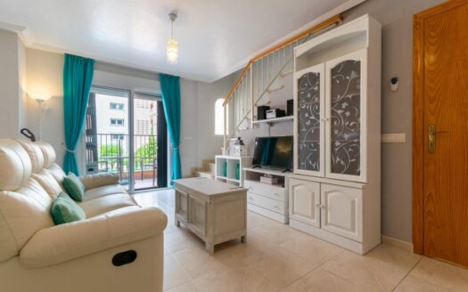 **Dúplex en Venta en Orihuela Costa – ¡Tu nuevo hogar te espera!**