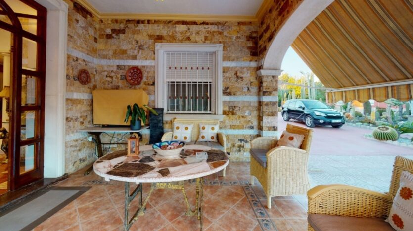 Foto 4 de la propiedad: ESPECTACULAR CHALET CON GRAN PARCELA – REALENGO