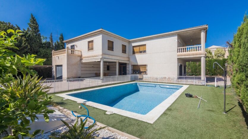 Foto de la propiedad: ESPECTACULAR CHALET EN ZONA CIUDAD JARDIN