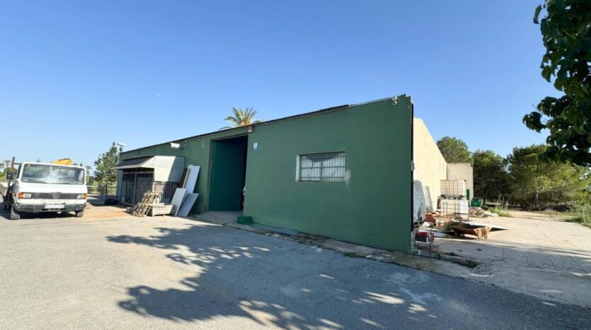 Foto 3 de la propiedad: *”Finca de 28.800 m² en Carretera de Dolores con 600 olivos, 700 pinos y riego por goteo – Ideal par