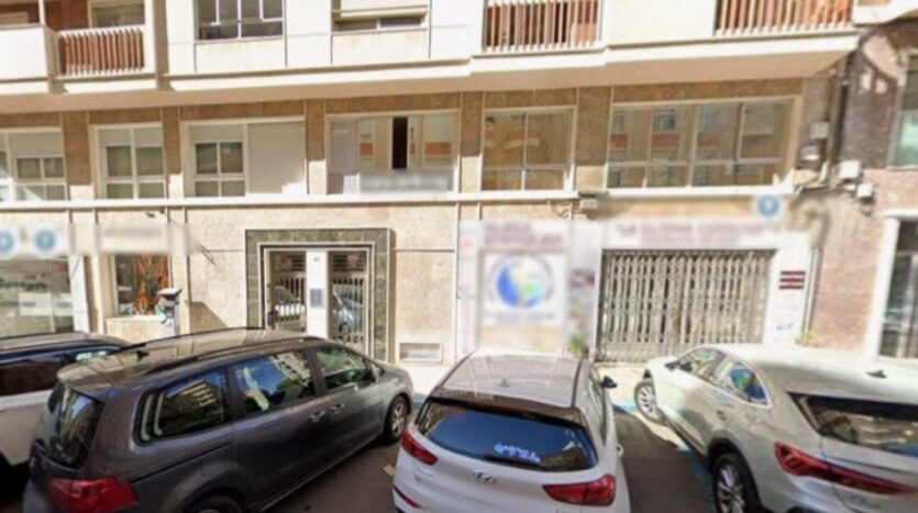 Foto 4 de la propiedad: ¡Gran local con patio y posibilidad de hacer vivienda o trasteros en Corazón de Jesús!