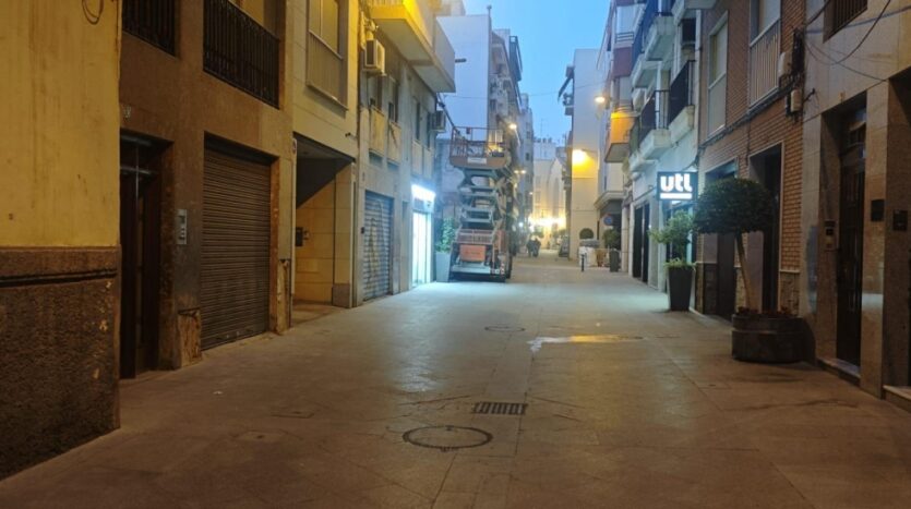 Foto 4 de la propiedad: Gran local en calle peatonal amplio y con muchas posibilidades!! no dudes en visitarlo