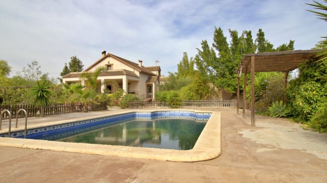 Foto 1 de la propiedad: Impresionante Chalet en Valverde