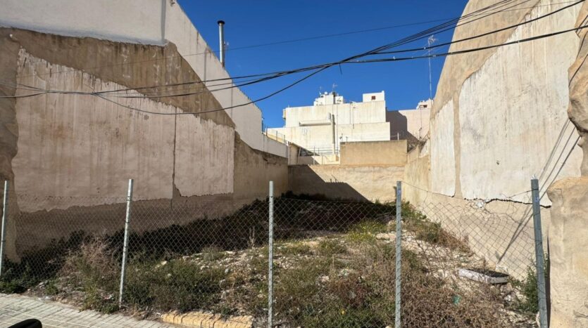 Foto 4 de la propiedad: ¡INVERSIÓN EN TORRELLANO DE SOLAR URBANO!