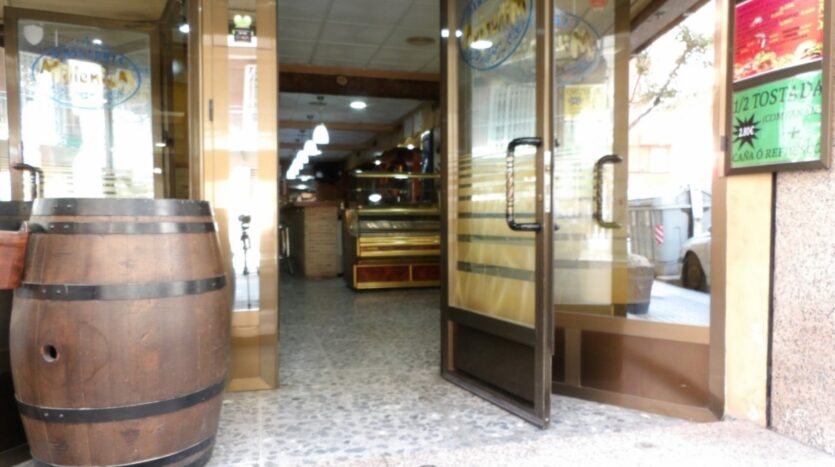 Foto 2 de la propiedad: ¿LO TUYO ES LA HOSTELERÍA..?, ESTE ES TU LOCAL – POSIBILIDAD DE OPCIÓN COMPRA