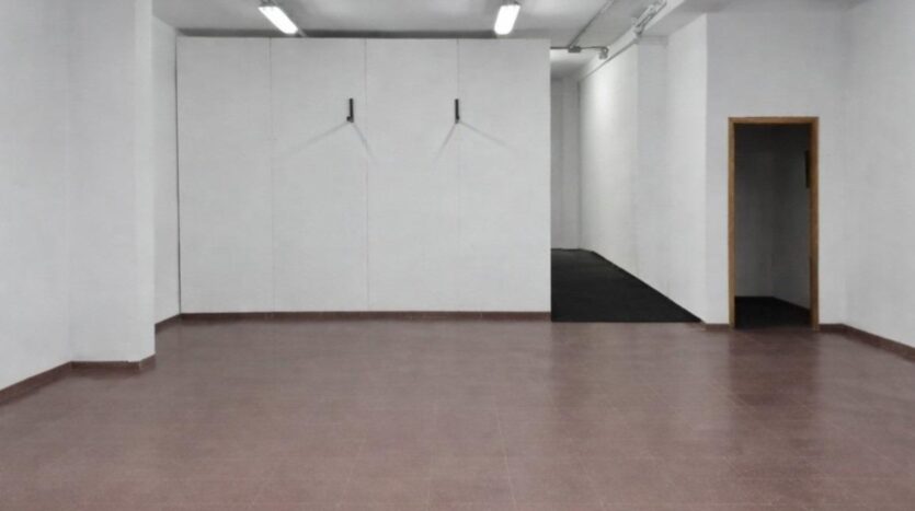 Foto 2 de la propiedad: Local en venta en Calle José Sánchez Sáez – Posibilidad de convertir en Loft