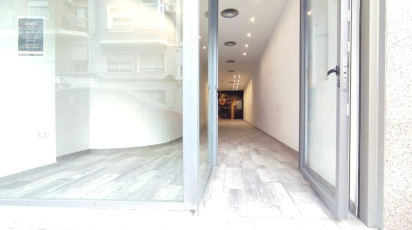 LOCAL EN VENTA O ALQUILER OPCIÓN A COMPRA