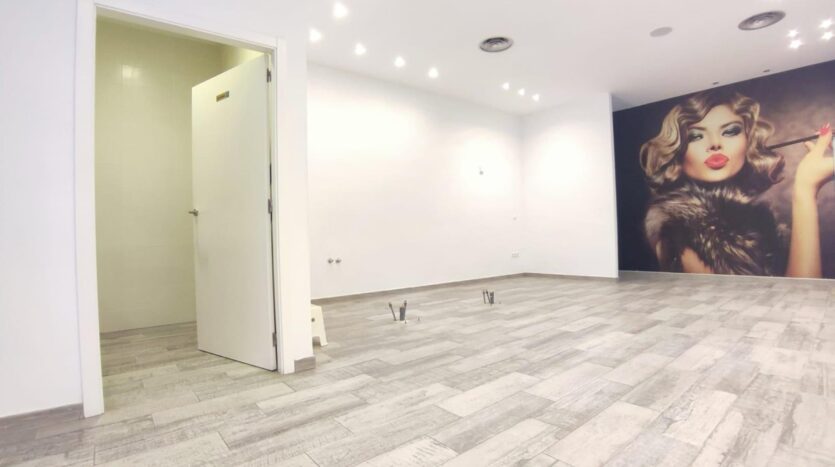 Foto 4 de la propiedad: LOCAL EN VENTA O ALQUILER OPCIÓN A COMPRA