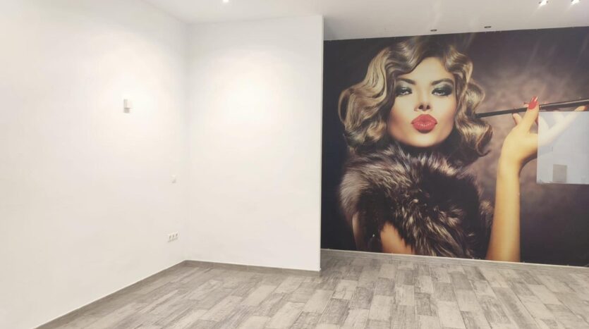 Ver todas las 23 fotos de la propiedad: LOCAL EN VENTA O ALQUILER OPCIÓN A COMPRA