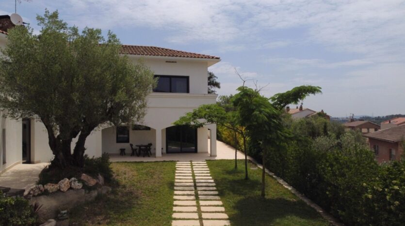 Foto 2 de la propiedad: Lujosa casa en venta en Sentmenat