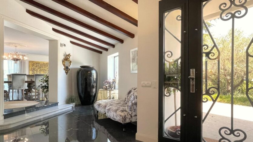 Foto 3 de la propiedad: Lujosa casa en venta en Sentmenat