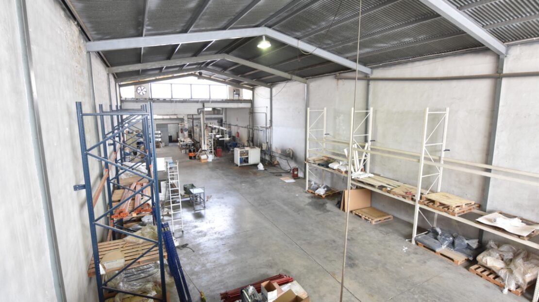 Foto 1 de la propiedad: nave en ASPE para entrar de inmediato!!