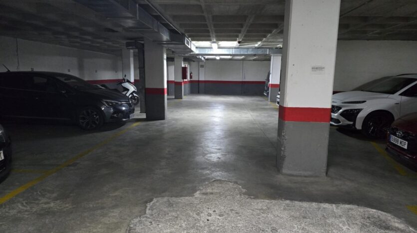 Foto 4 de la propiedad: Necesitas plazas de Garaje En El Sector V?