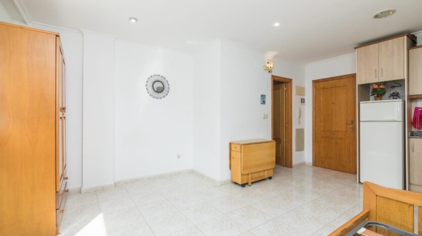 Ver todas las 21 fotos de la propiedad: Ocasión para invertir, estudio en venta en el centro de El Altet