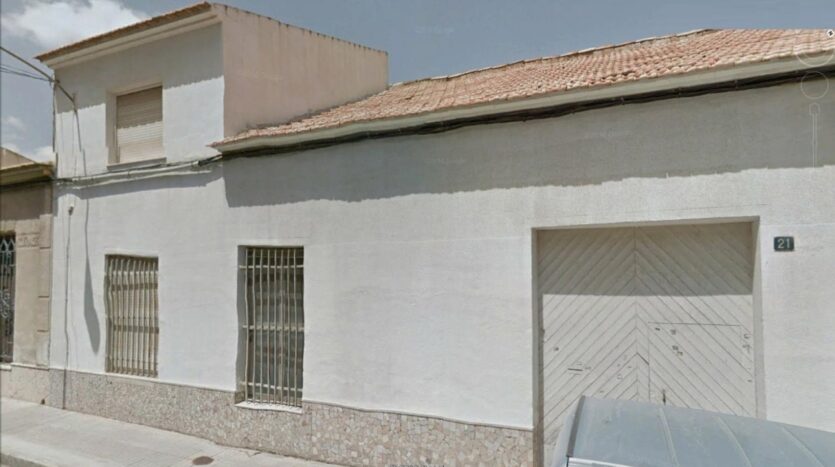 Foto 3 de la propiedad: Oportunidad Única: Venta de Nave en Novelda, tu Espacio para el Éxito