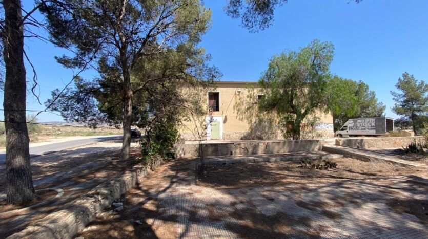 Foto 4 de la propiedad: PARA LOS AMANTES DEL CAMPO….CASA CON UN HERMOSO PASADO!!!