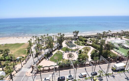 Pisazo en venta en edificio Miramar, Marina Dor Castellon frente al MAR.