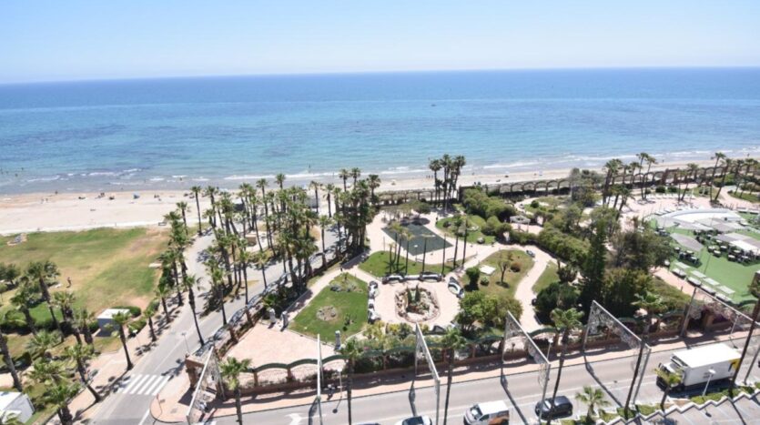 Foto de la propiedad: Pisazo en venta en edificio Miramar, Marina Dor Castellon frente al MAR.