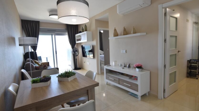 Foto 2 de la propiedad: Pisazo en venta en edificio Miramar, Marina Dor Castellon frente al MAR.