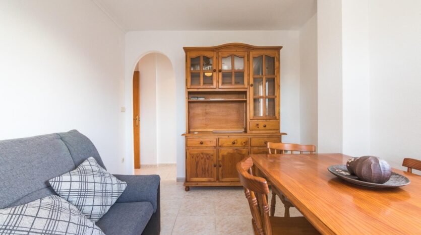 Foto 2 de la propiedad: Piso céntrico en venta de dos dormitorios todo exterior en El Altet
