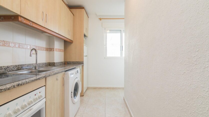 Foto 3 de la propiedad: Piso céntrico en venta de dos dormitorios todo exterior en El Altet