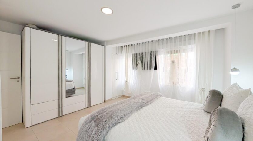 Ver todas las 30 fotos de la propiedad: Piso en el centro de Santa Pola Reformado de 3 dormitorios, un baño.