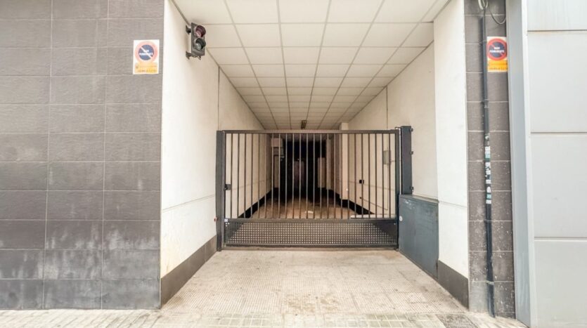 Foto de la propiedad: Plaza de garaje en venta Altabix – Zona Iglesia – Centro de Salud – Elche